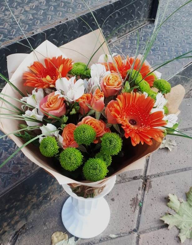 Букет цветов из: Герберы, Хризантемы, Альстромерии и Розы в Подгорной Краснодарского края