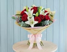 Букет цветов из:  Лилии и Розы в Подгорной Краснодарского края