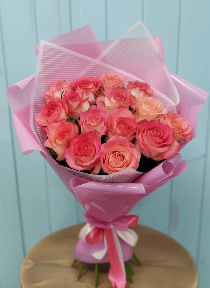 Букет 15 Розовых роз Равель в Подгорной Краснодарского края