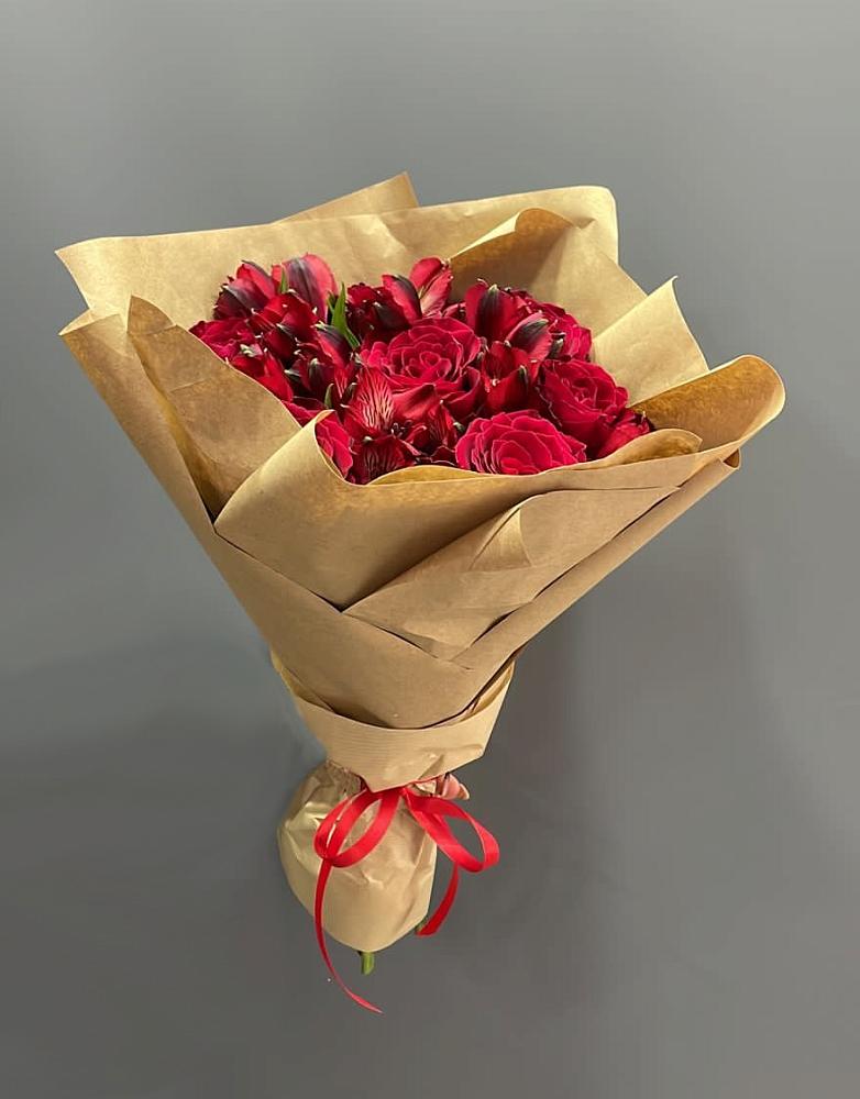 Букет цветов из: Альстромерии и Розы в Подгорной Краснодарского края