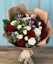 Букет цветов из:  Розы и Альстромерии в Подгорной Краснодарского края