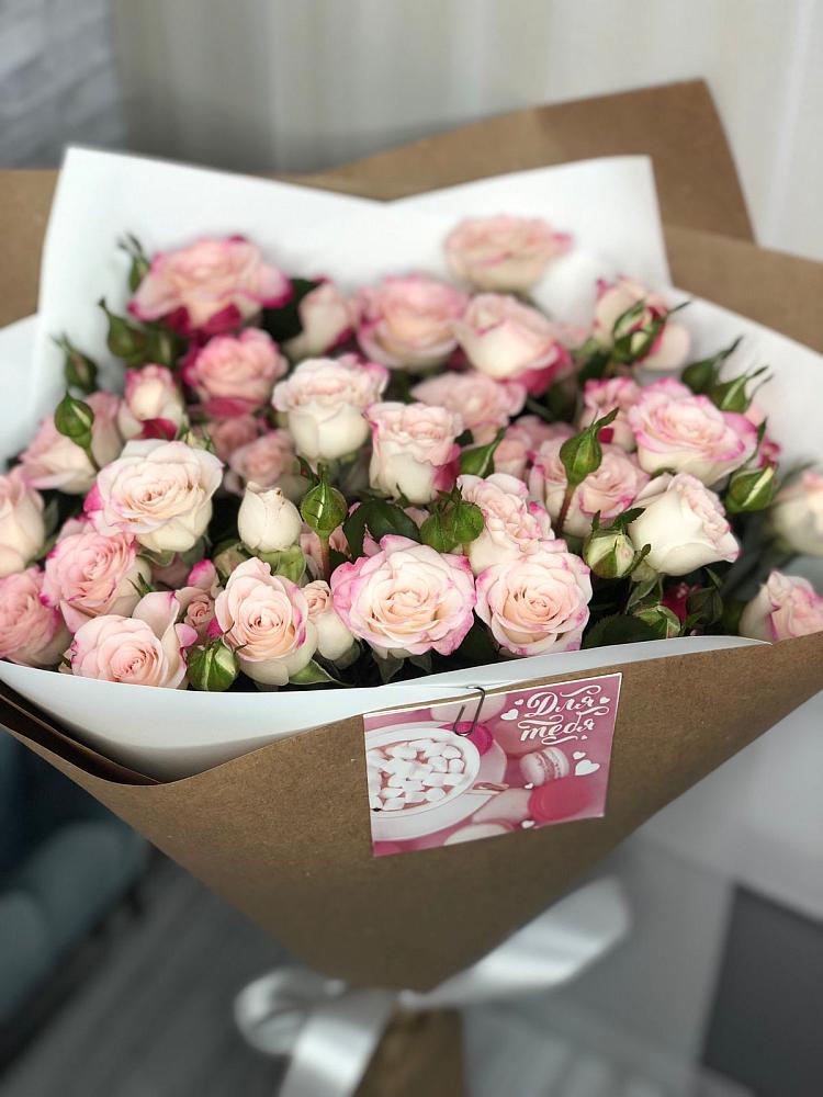 Букет цветов из: Розы в Подгорной Краснодарского края