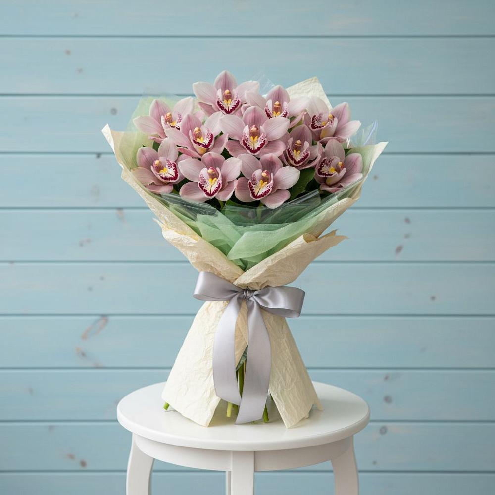 Букет цветов из: Орхидеи и Розы в Подгорной Краснодарского края