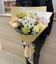 Букет цветов из:  Альстромерии, Розы и Хризантемы в Подгорной Краснодарского края