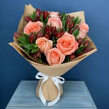 Букет цветов из:  Розы и Альстромерии в Подгорной Краснодарского края