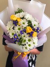 Букет цветов из:  Ирисы, Хризантемы и Розы #REPLACE_PRED# Подгорной Краснодарского края