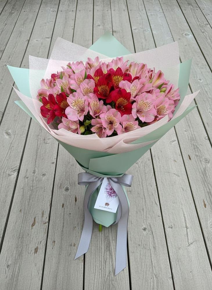 Букет цветов из: Альстромерии в Подгорной Краснодарского края