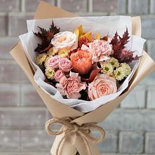 Букет цветов из:  Гвоздики, Хризантемы и Розы в Подгорной Краснодарского края