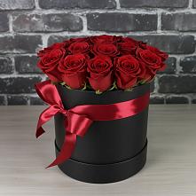 Цветочная композиция из Розы в шляпной коробке #REPLACE_PRED# Подгорной Краснодарского края