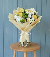 Букет цветов из:  Хризантемы и Розы в Подгорной Краснодарского края