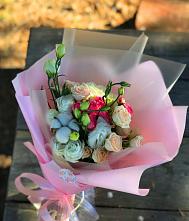 Букет цветов из:  Розы и Лизиантусы #REPLACE_PRED# Подгорной Краснодарского края