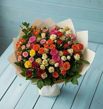 Букет Микс из разноцветных кустовых роз в Подгорной Краснодарского края